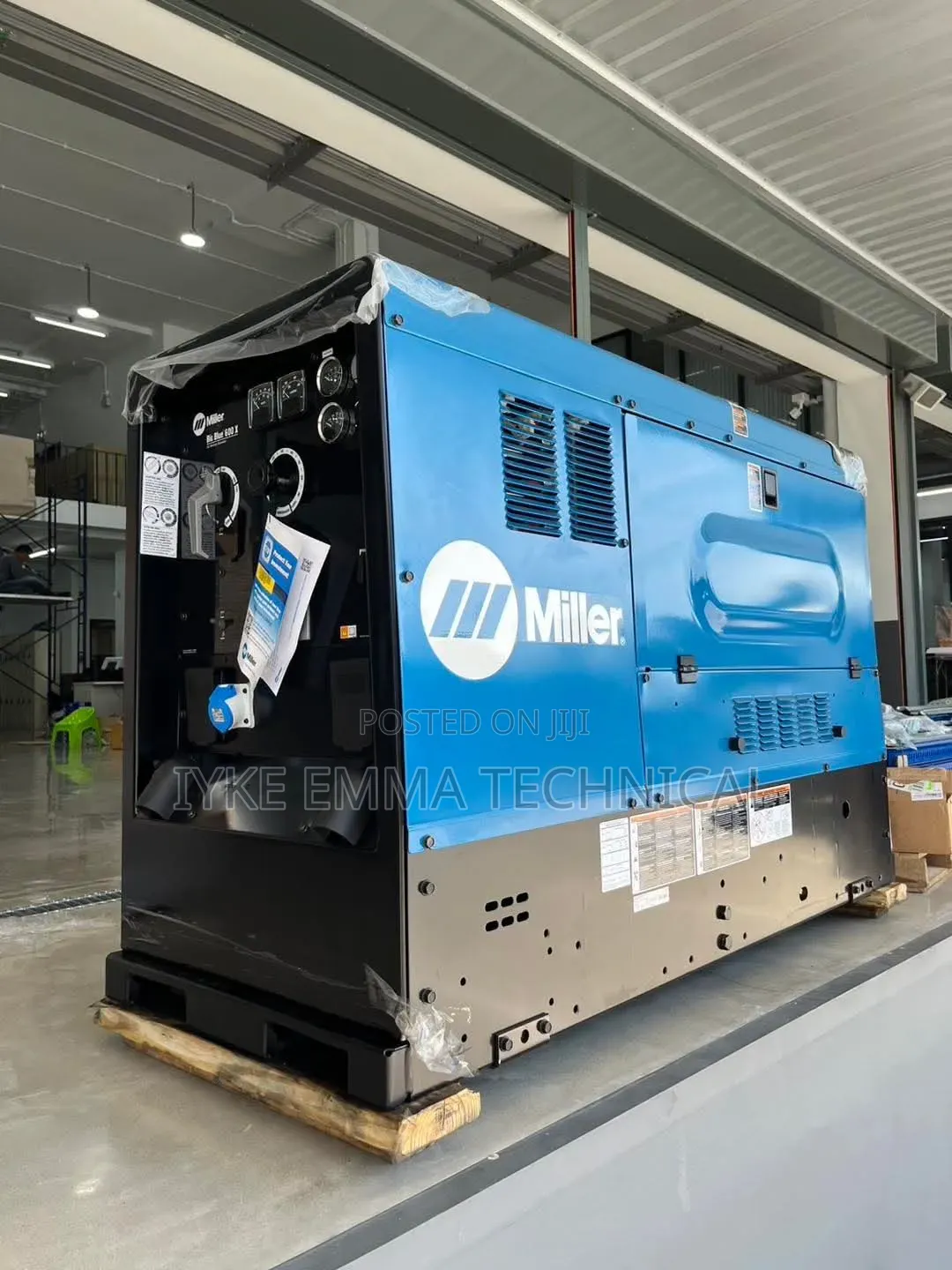Miller Big Blue 600 Air Pak Engine-Driven Welder and Generator