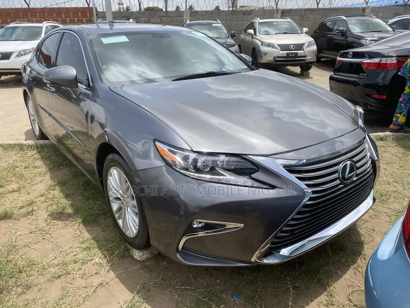 Lexus ES 350 FWD 2016 Gray