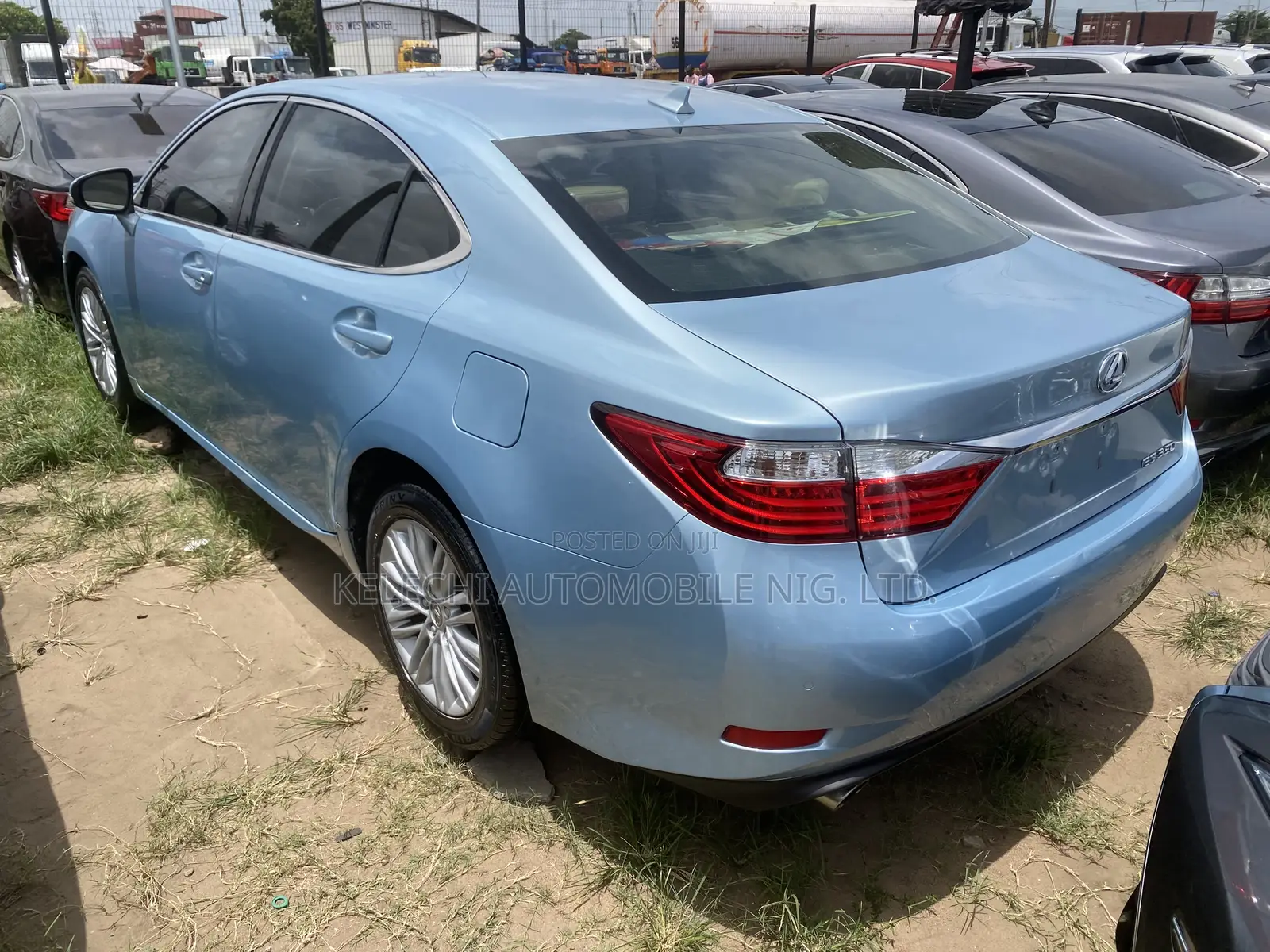 Lexus ES 350 FWD 2013 Blue