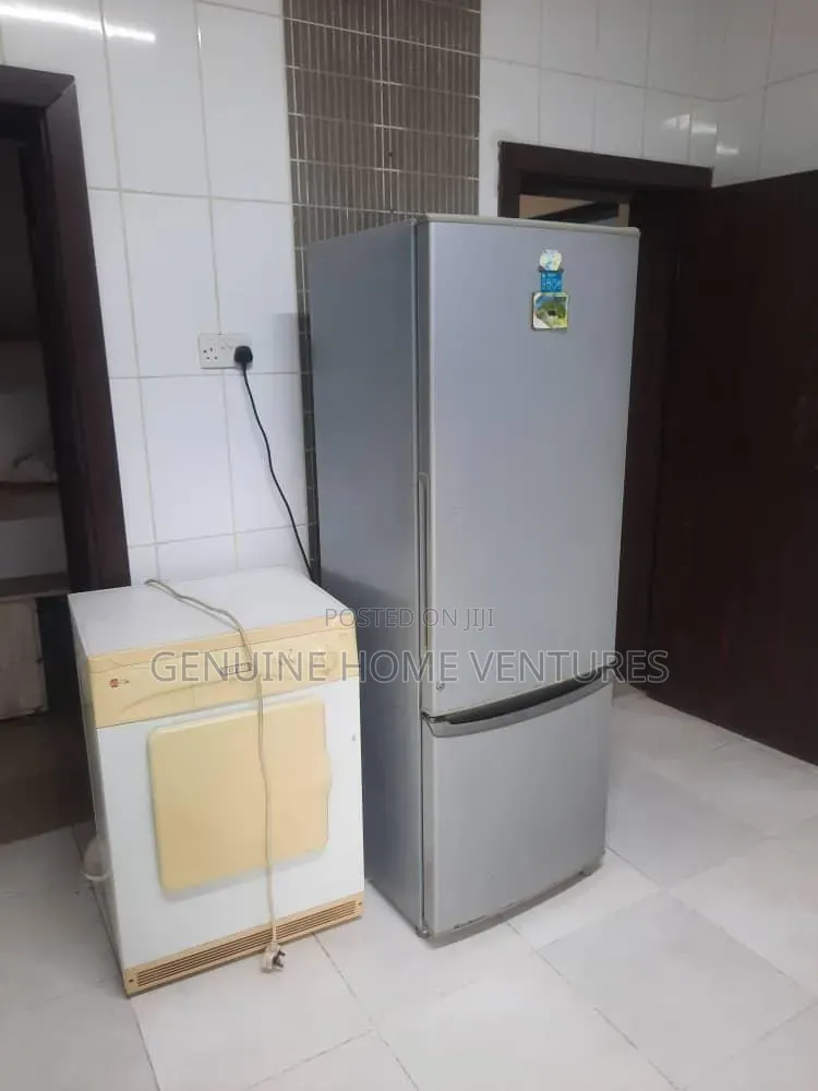 3bdrm Apartment in Lekki Phase One for rent