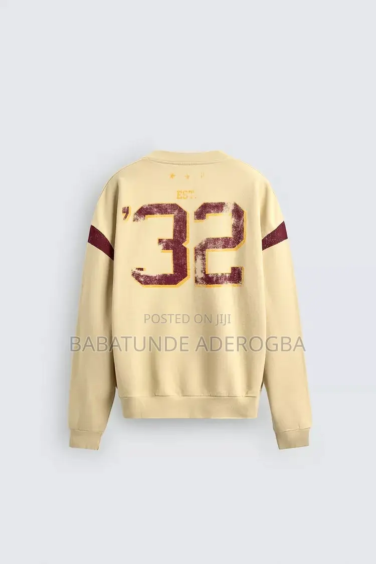Zara NFL v Neck T-Shirt
