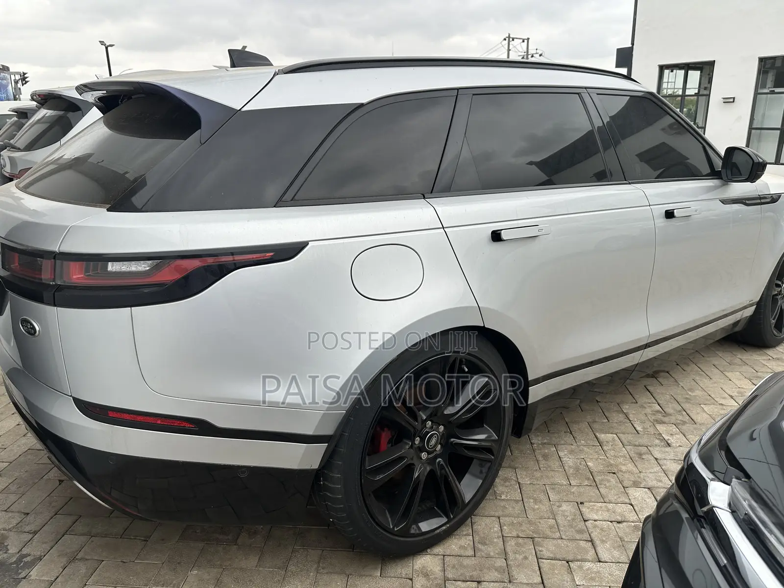 Land Rover Range Rover Velar Dynamic HSE 2024 Silver