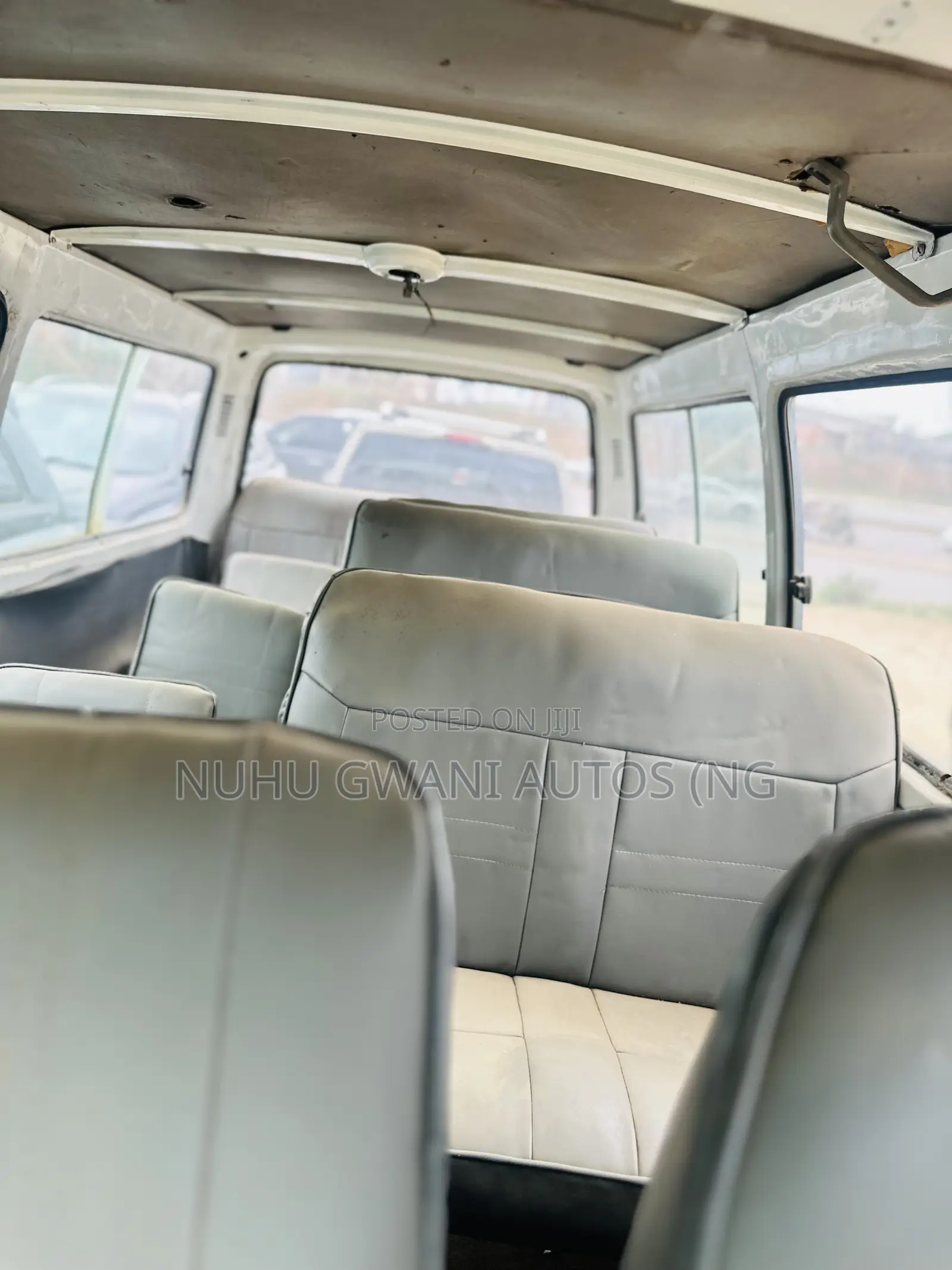 Toyota HiAce 1999 White