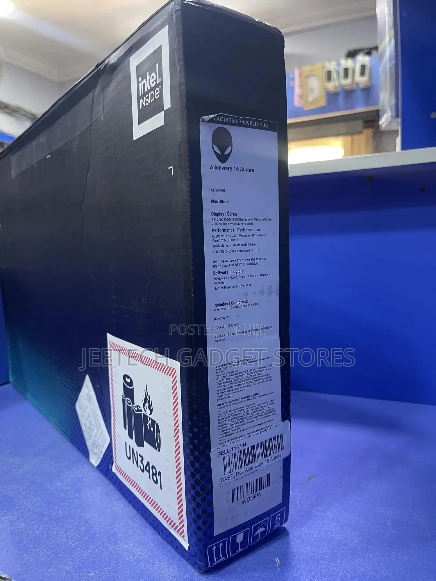 New Laptop Alienware 16 Aurora 16GB Intel Core i7 SSD 1T