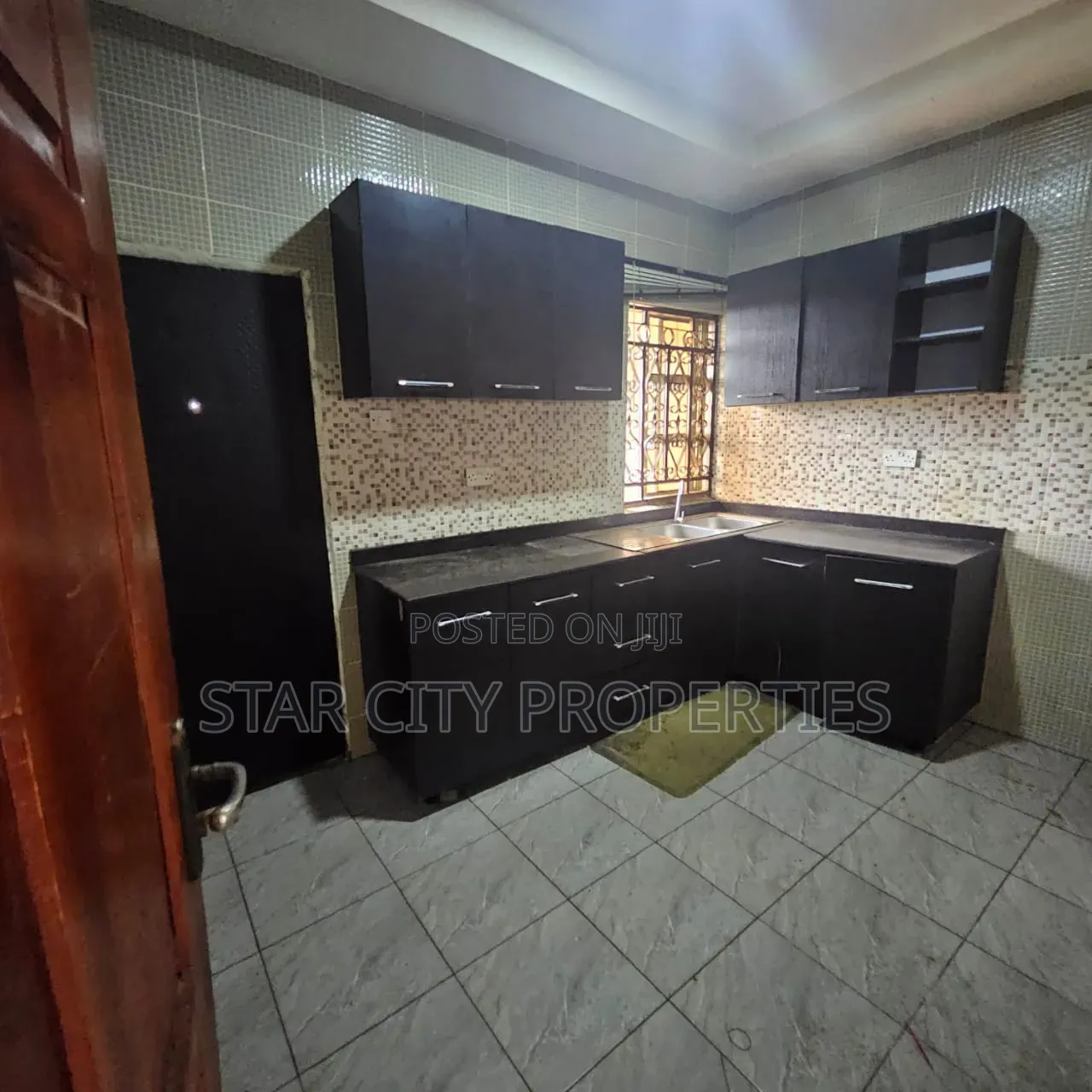 3bdrm Apartment in Magodo, GRA Phase 2 Shangisha for rent
