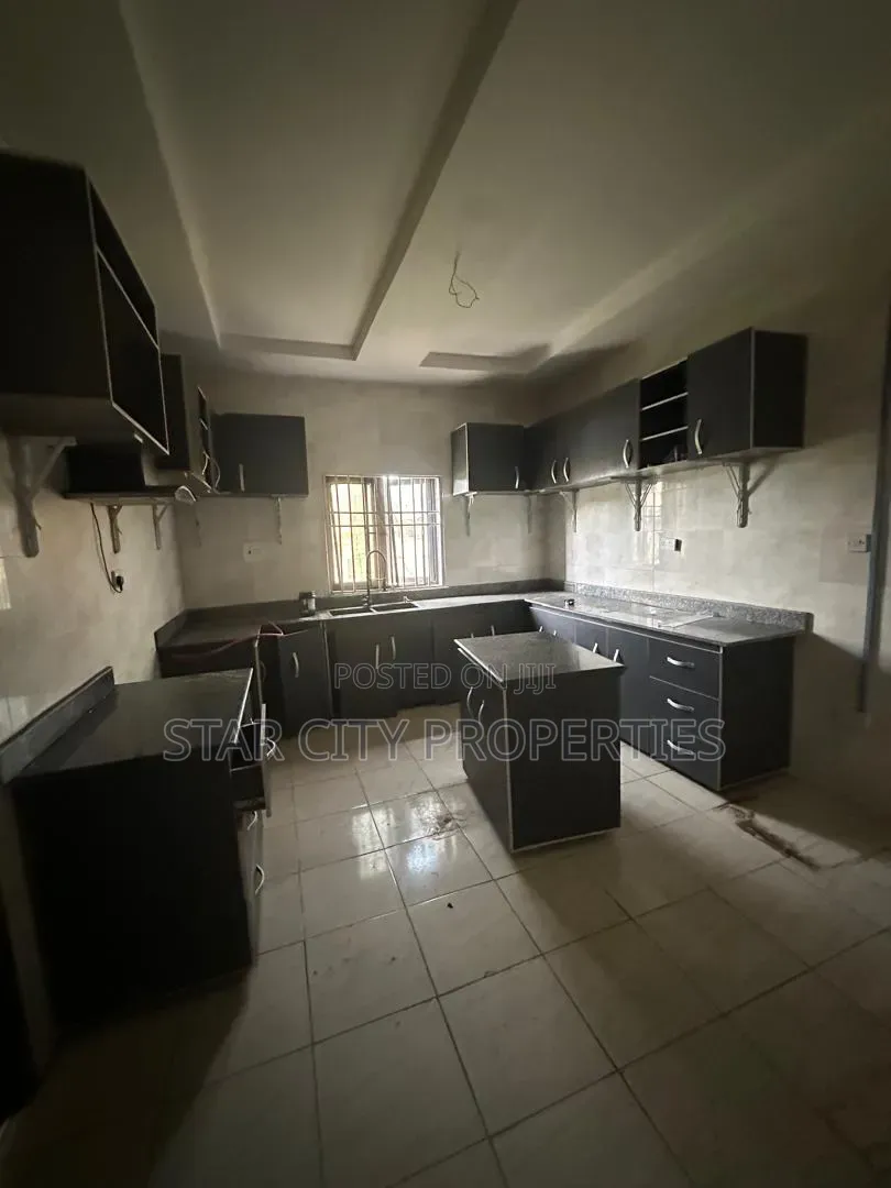 3bdrm Apartment in Millenium, Millenuim/UPS for rent