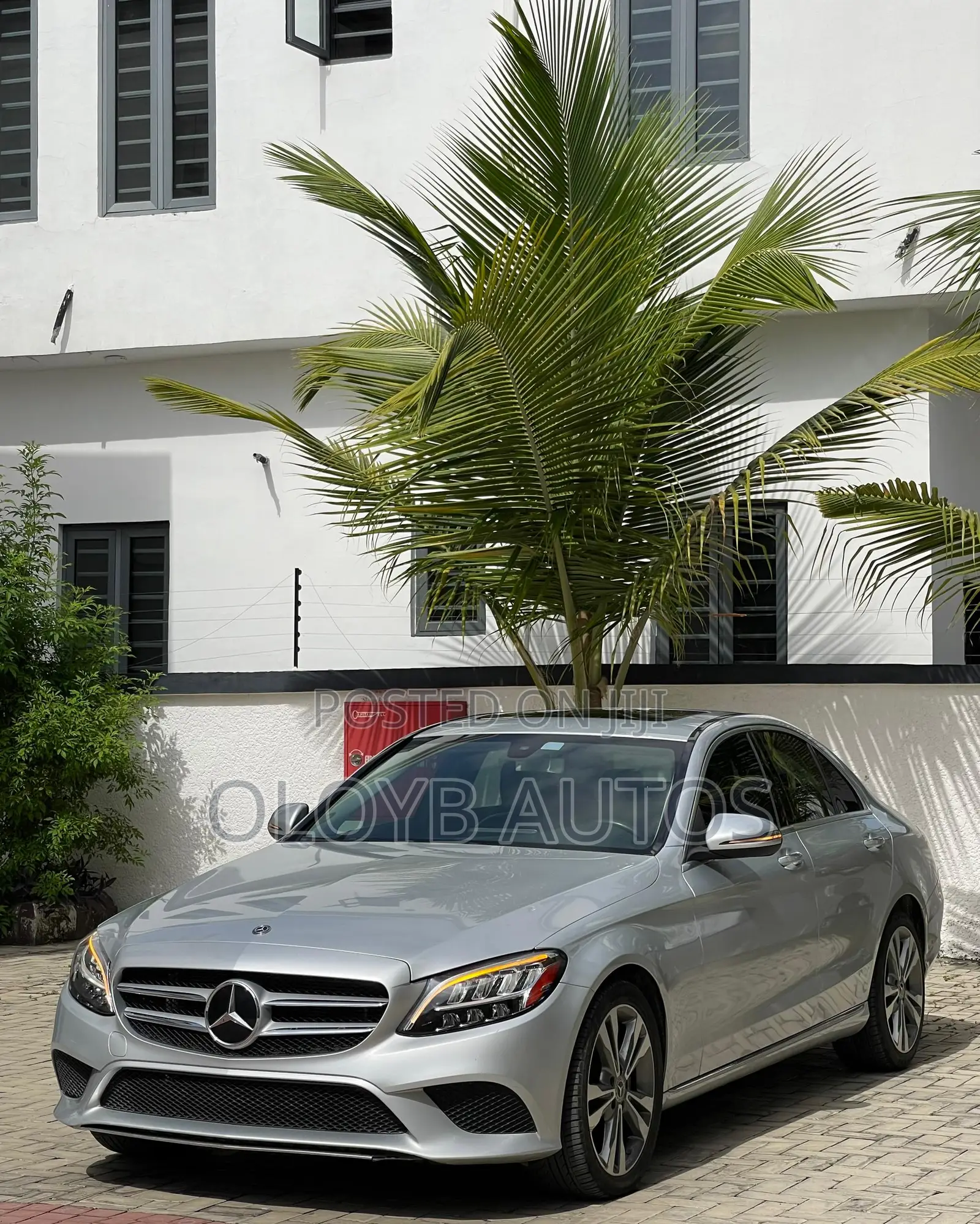 Mercedes-Benz C300 2020 Silver