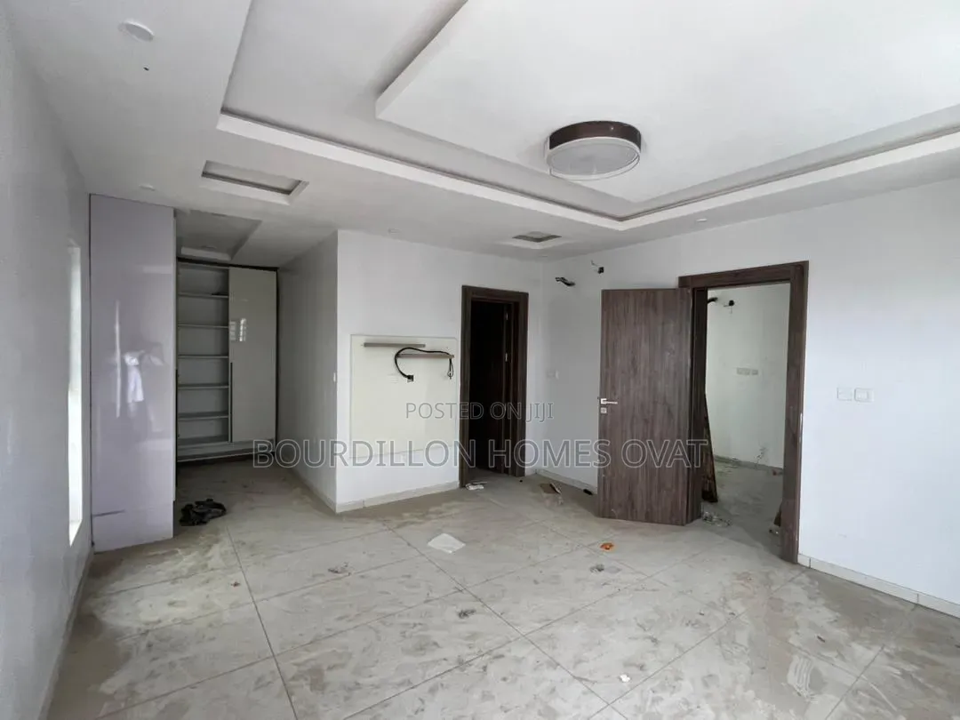5bdrm Duplex in Orchid Lekki Lagos for rent
