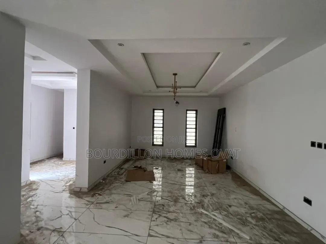 5bdrm Duplex in Orchid Lekki Lagos for rent