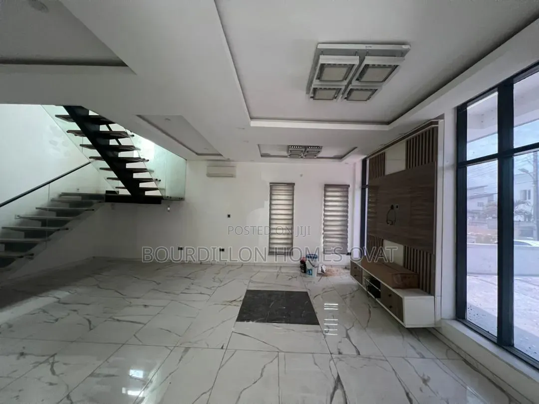5bdrm Duplex in Orchid Lekki Lagos for rent