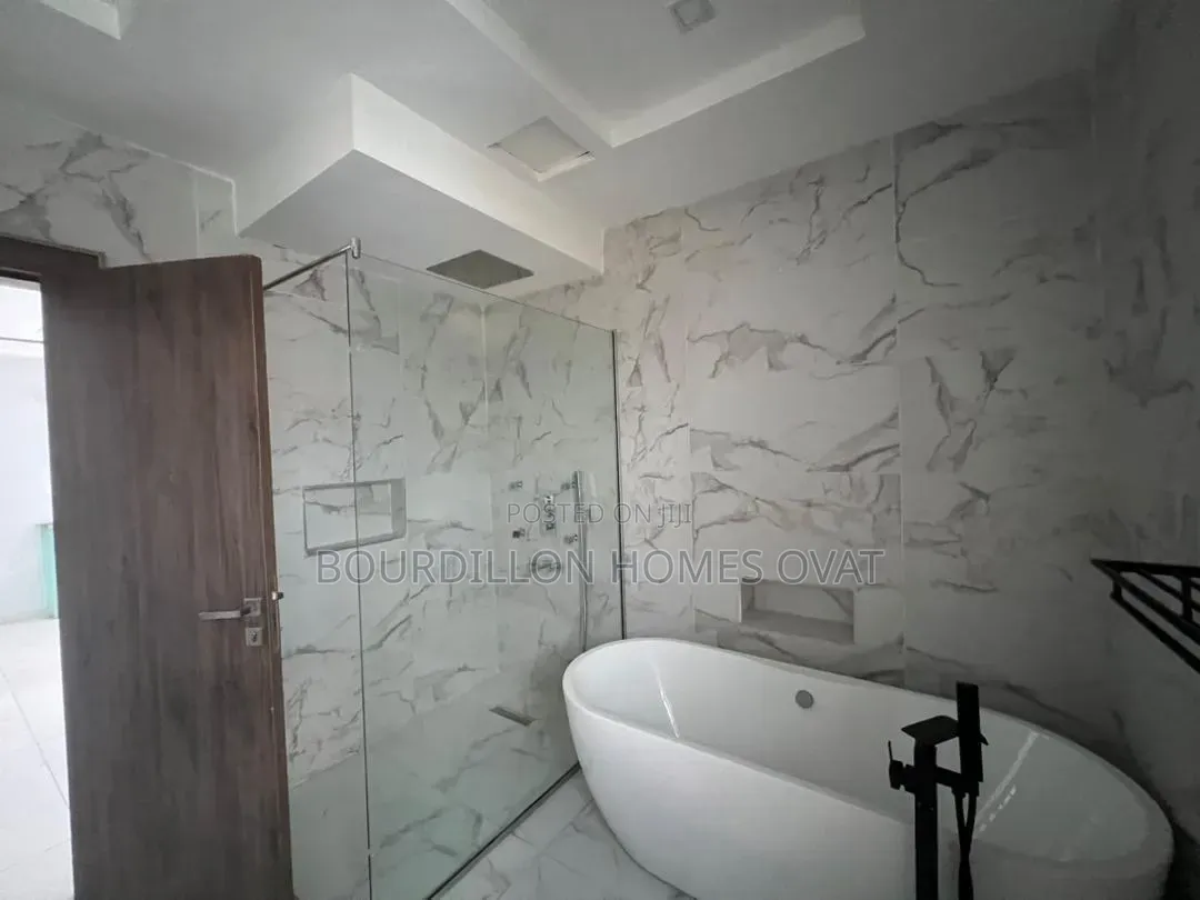 5bdrm Duplex in Orchid Lekki Lagos for rent