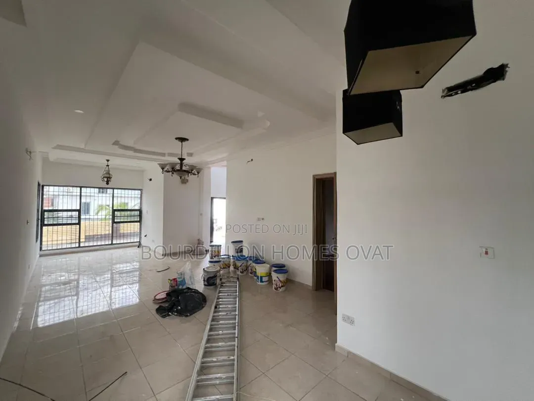 4bdrm Duplex in Orchid Lekki Lagos for rent