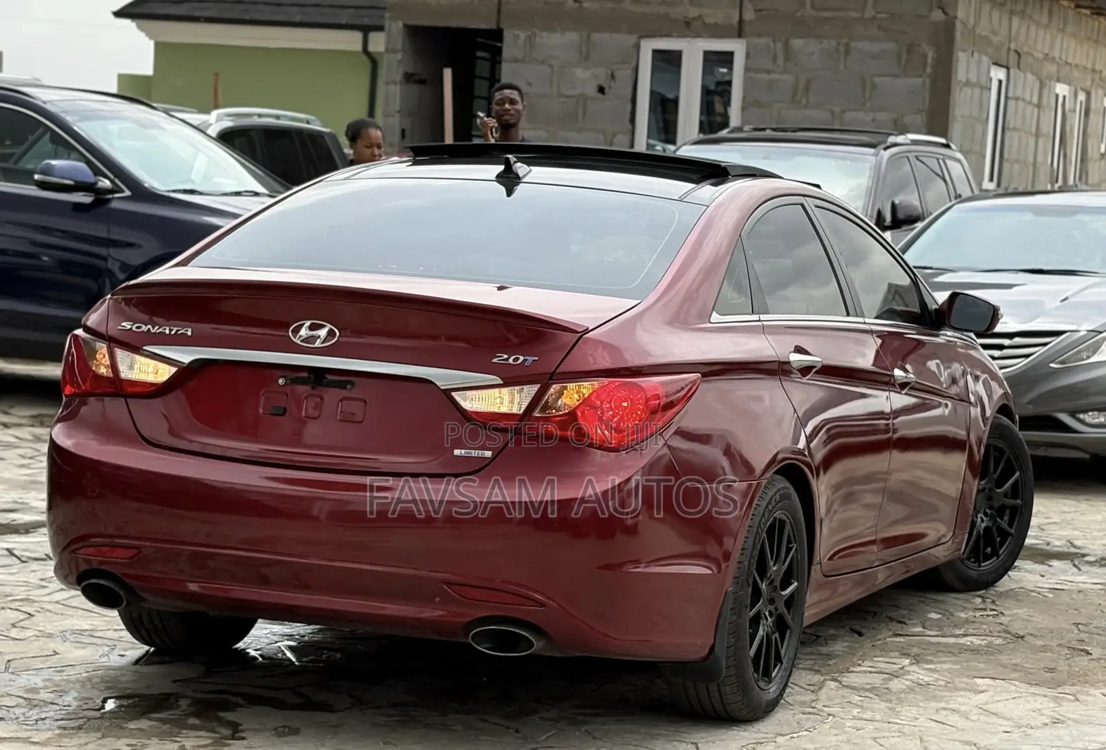 Hyundai Sonata Limited 2.0T Sedan (2.0L 4cyl 6A) 2012 Burgundy