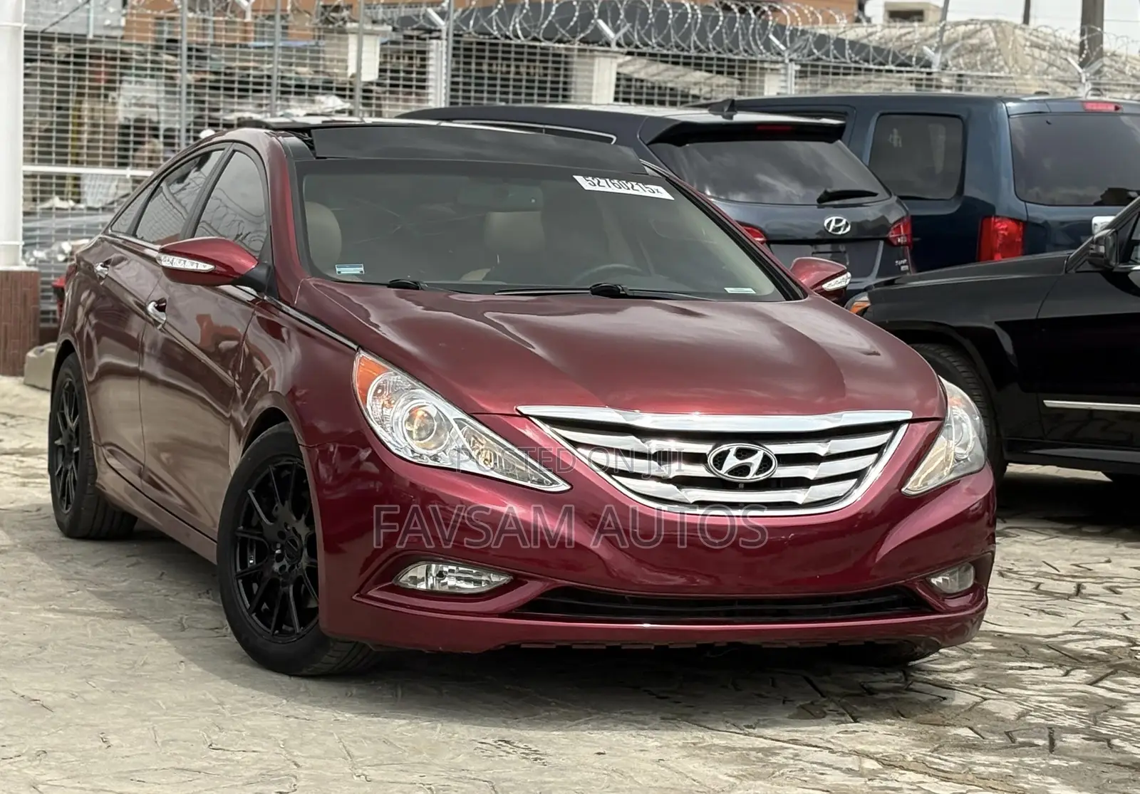 Hyundai Sonata Limited 2.0T Sedan (2.0L 4cyl 6A) 2012 Burgundy