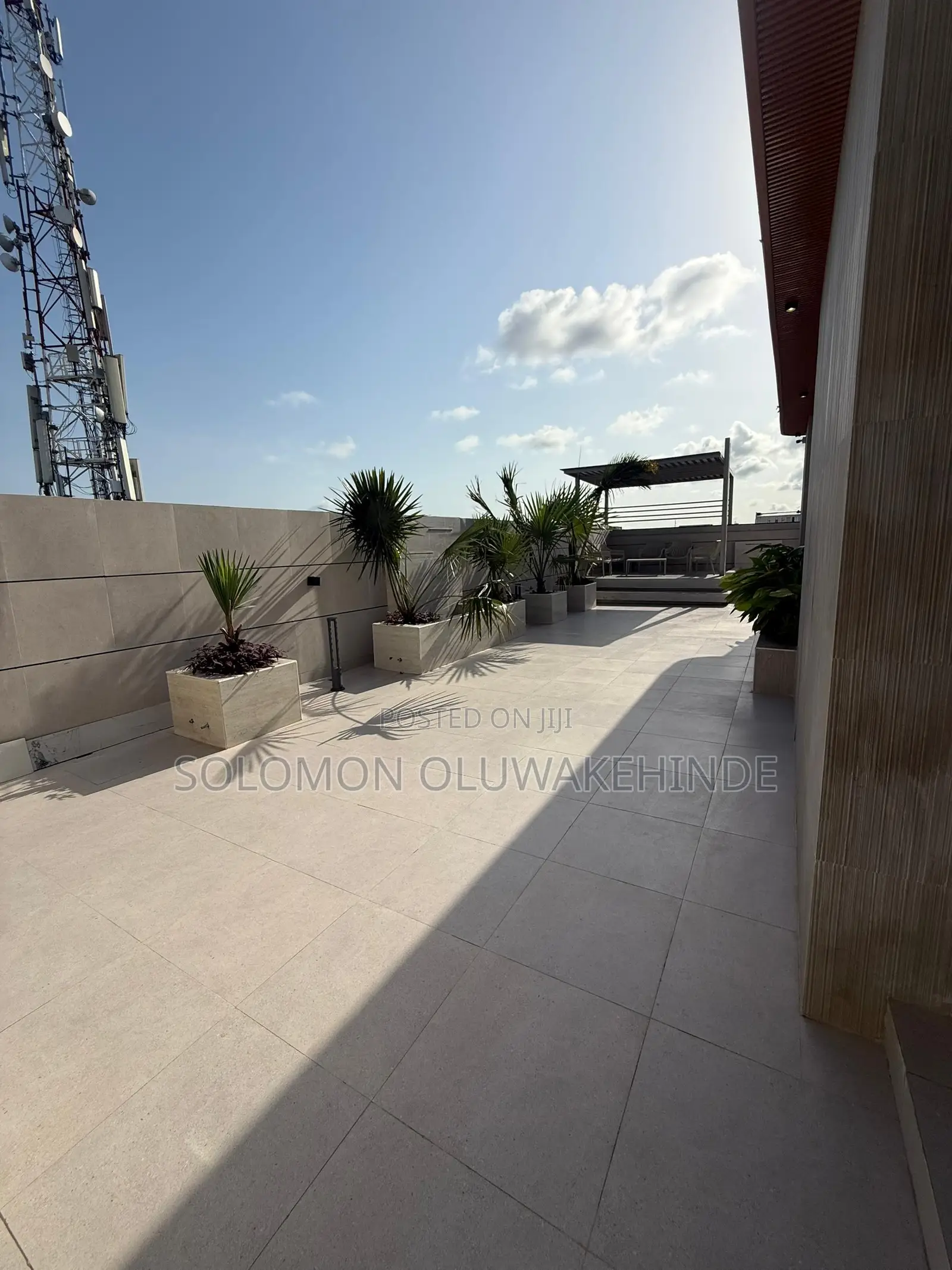 2bdrm Penthouse in Lekki Phase 1 for sale