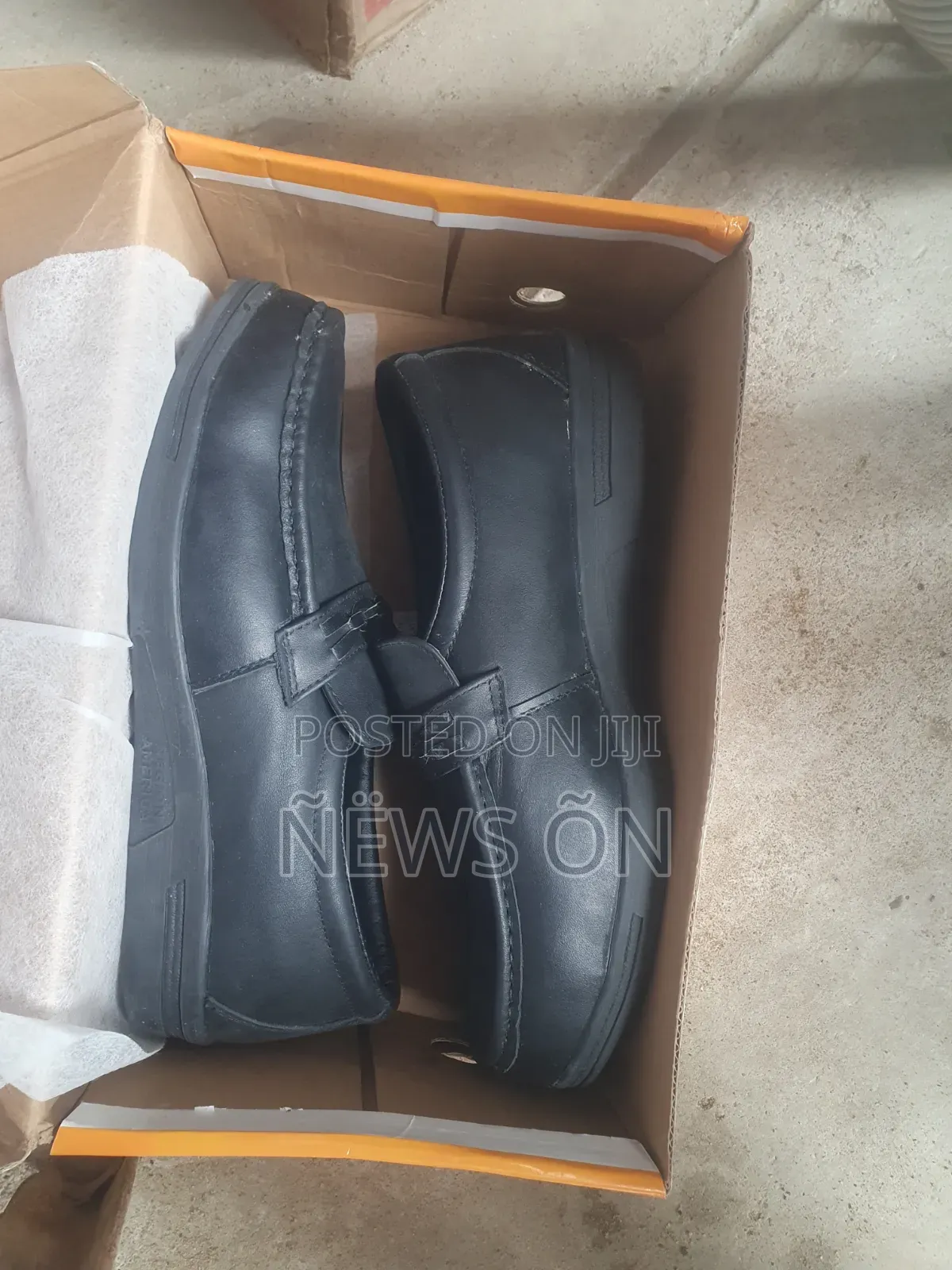 Region American Safety Shoes