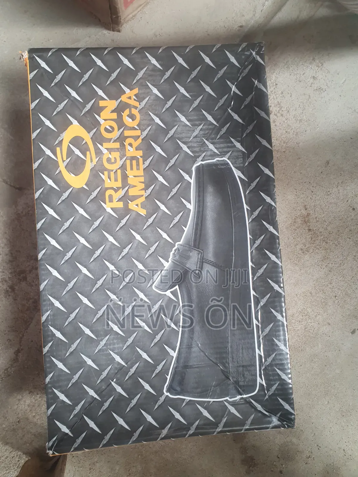 Region American Safety Shoes