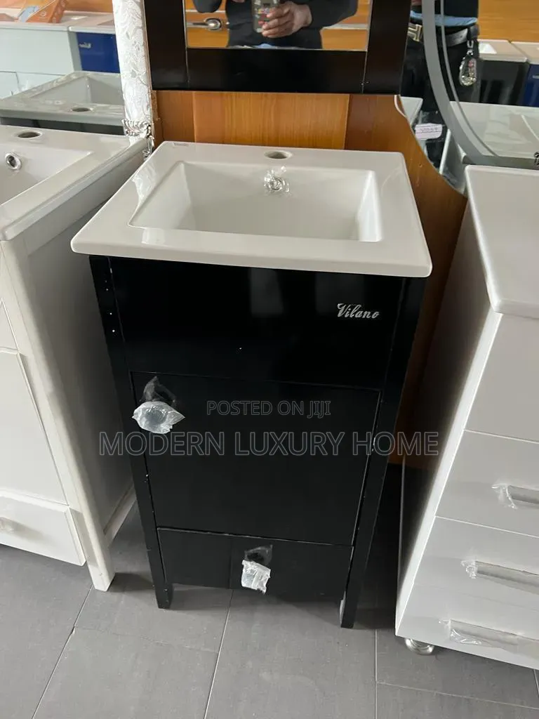 40 by 40 Standing Cabinet With Washing Hand Basin