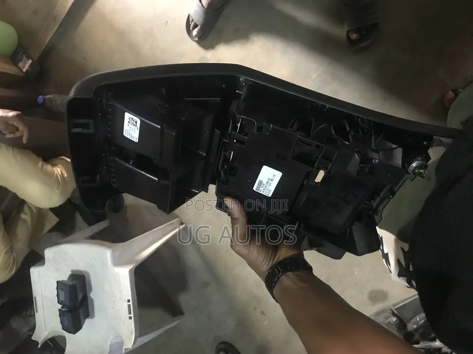 Back Console With Ac Vent Ml350 (W166)
