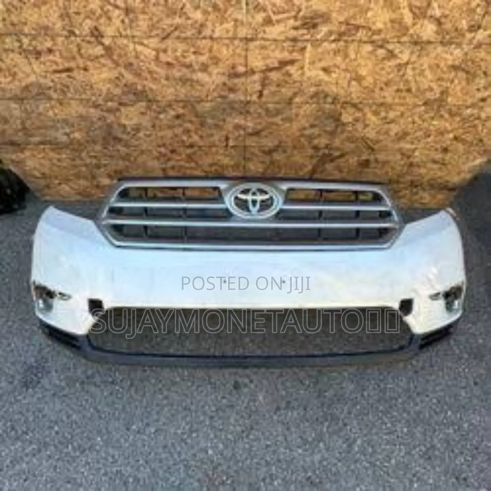 Highlander Front Bumper/ Gill 2012