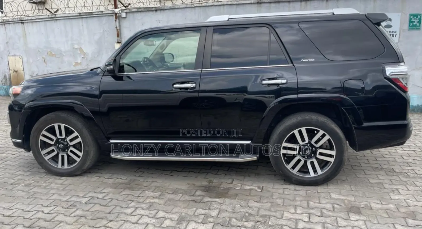 Toyota 4-Runner Limited 4x4 2018 Black