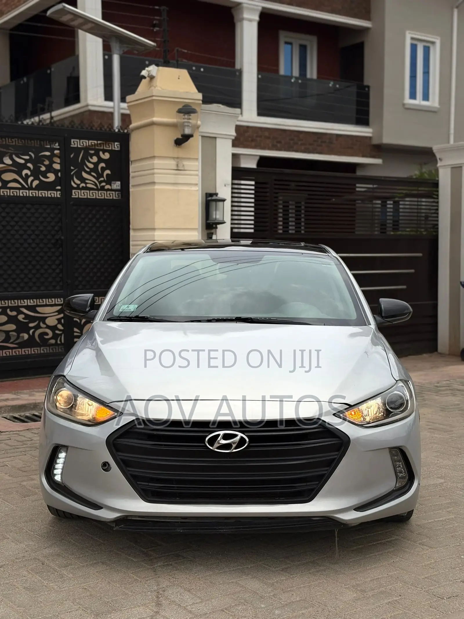 Hyundai Elantra 2017 Silver