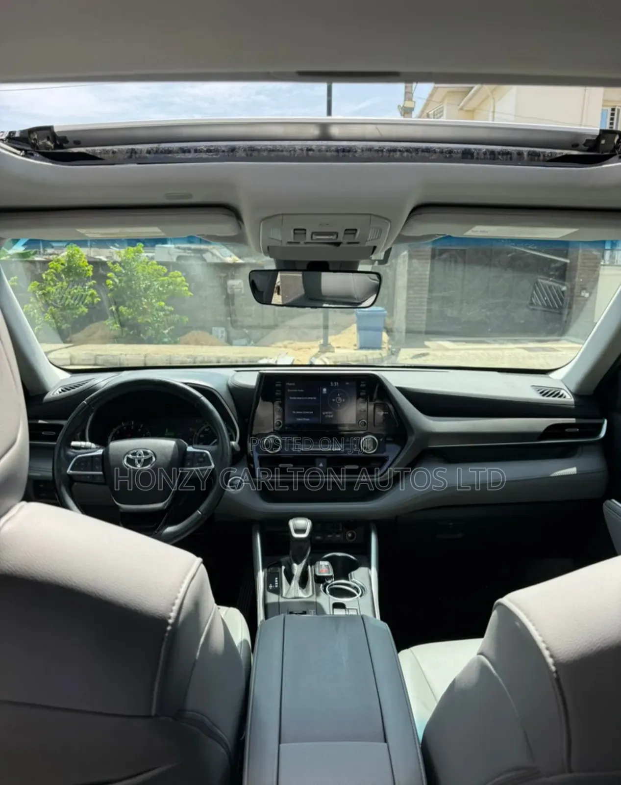 Toyota Highlander XLE AWD 2020 Blue