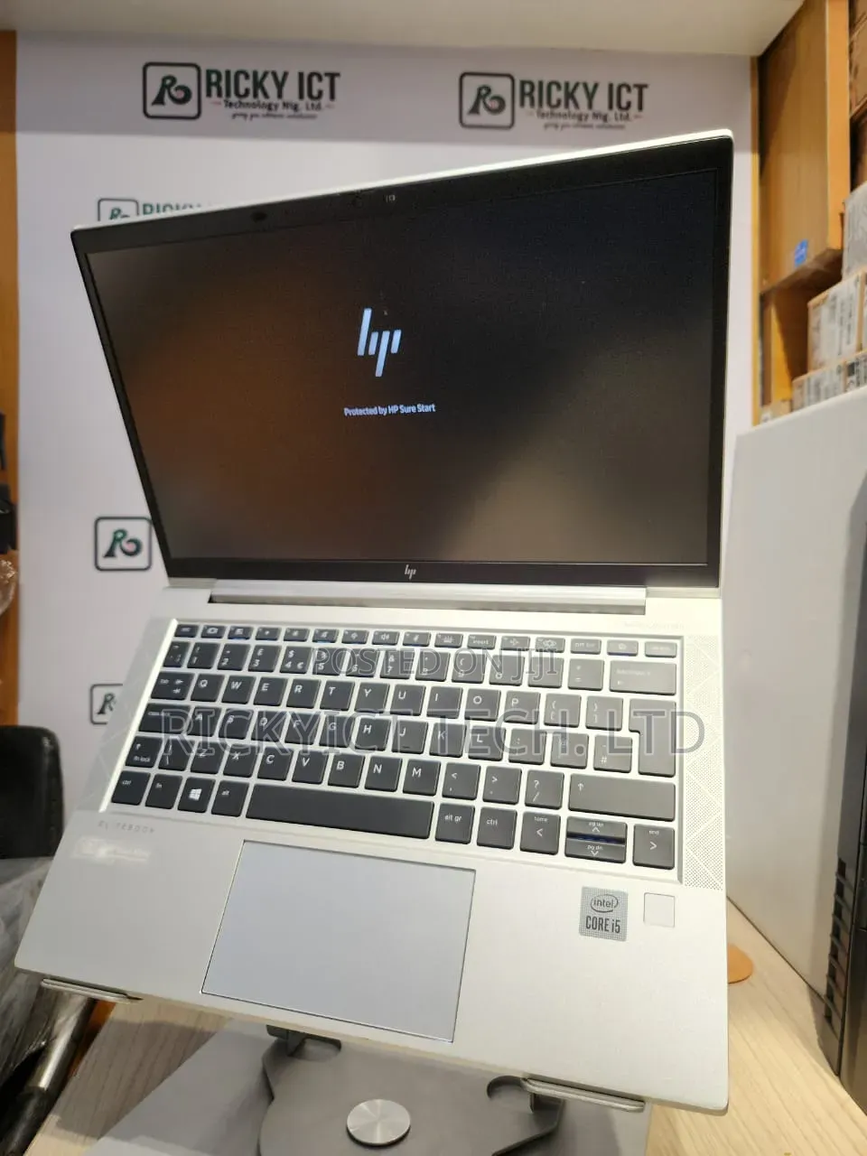 Laptop HP EliteBook 830 G7 16GB Intel Core i5 SSD 256GB