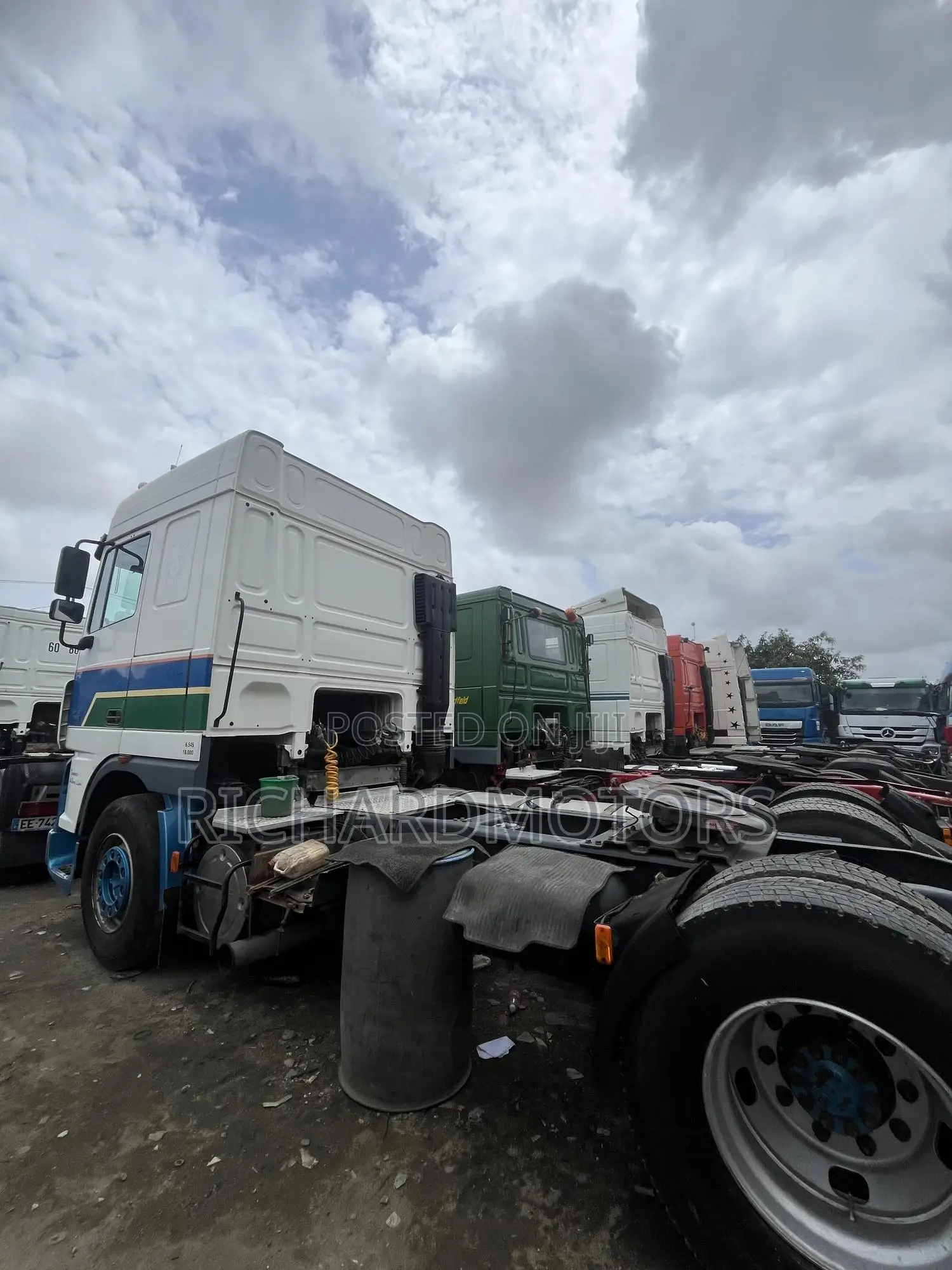 Daf Trailer