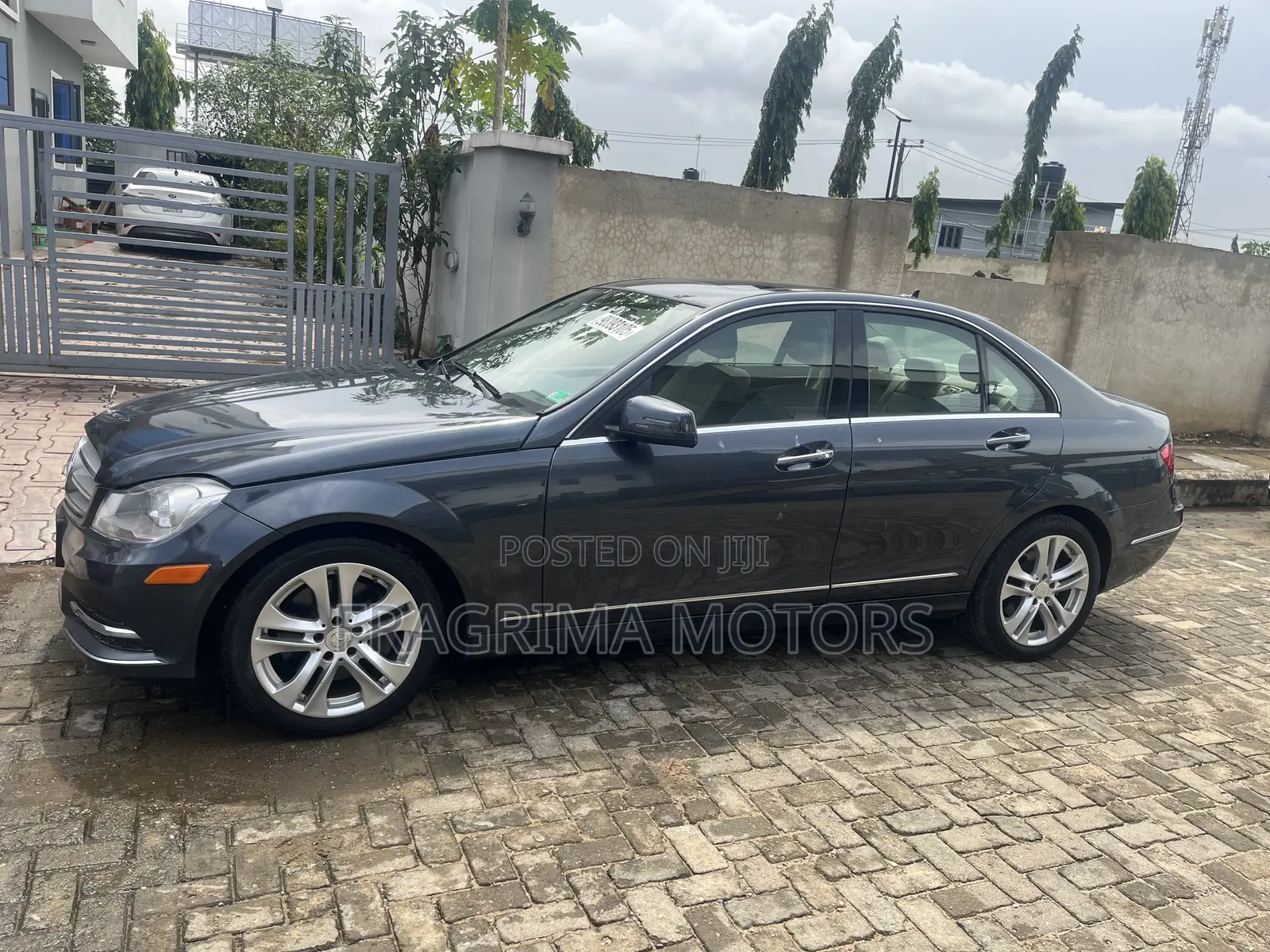 Mercedes-Benz C300 Luxury 4Matic Sedan AWD (3.5L 6cyl 7A) 2014 Gray