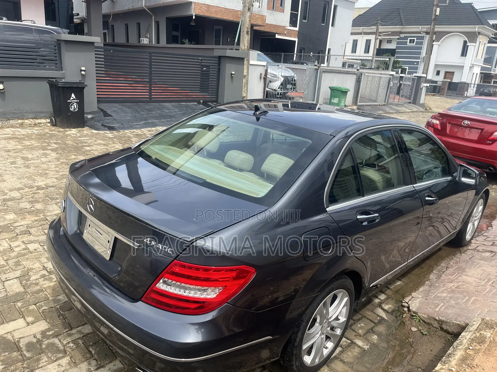 Mercedes-Benz C300 Luxury 4Matic Sedan AWD (3.5L 6cyl 7A) 2014 Gray