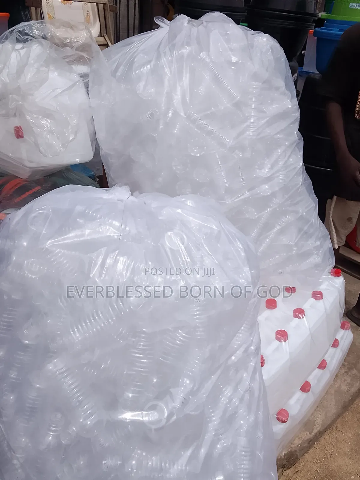 35 Cl Merit Plastic Bottle