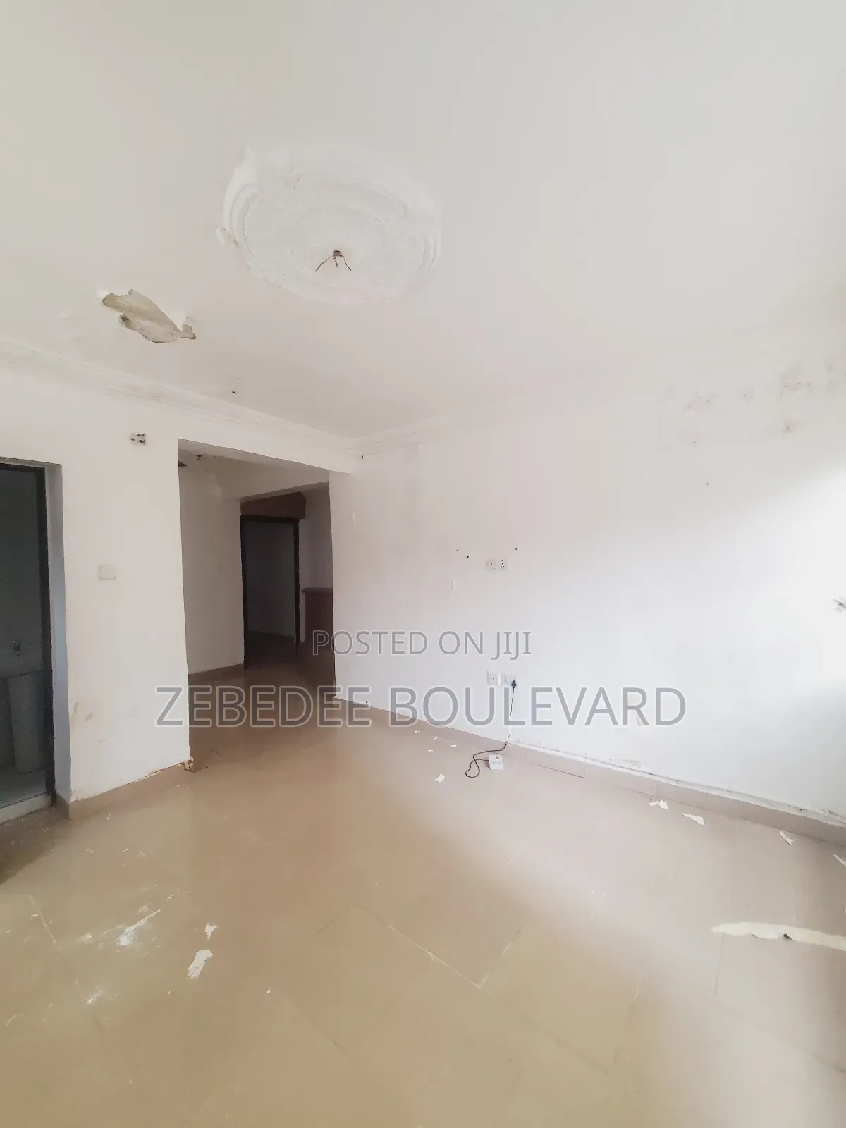 2bdrm Block of Flats in Area 2 for rent