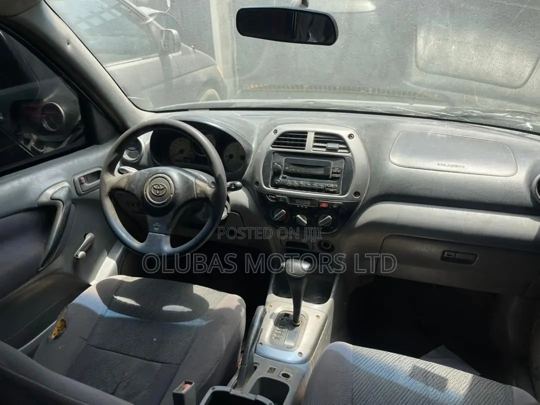 Toyota RAV4 Automatic 2003 Black