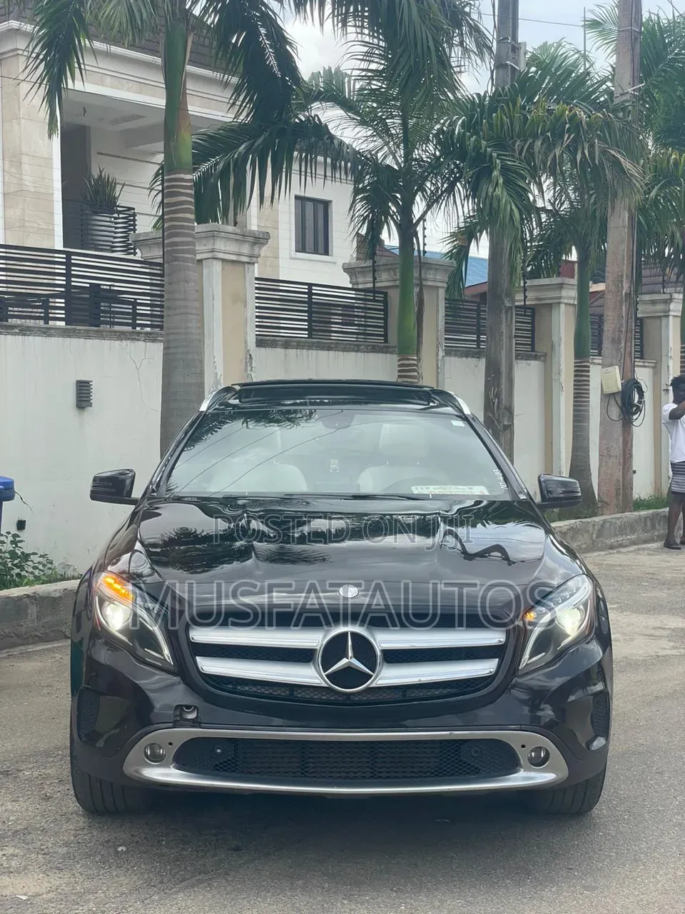 Mercedes-Benz GLA 250 2016 Black