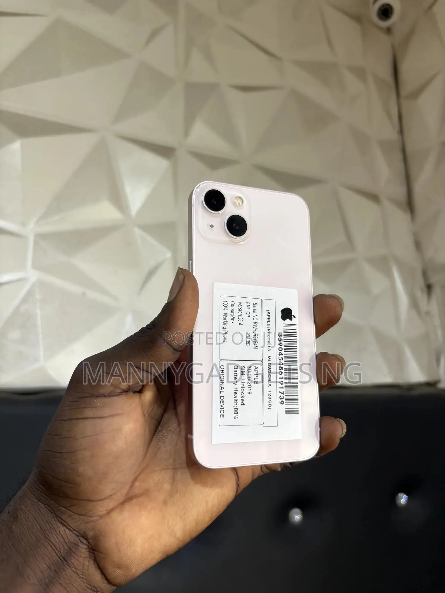 Apple iPhone 13 128 GB Pink