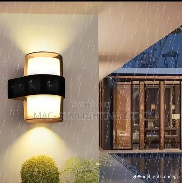 Wall Outdoor Light
