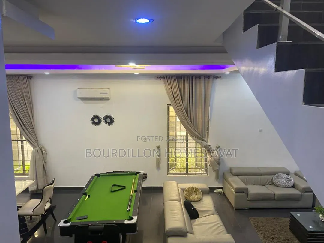 Furnished 5bdrm Duplex in Megamound Estate for rent