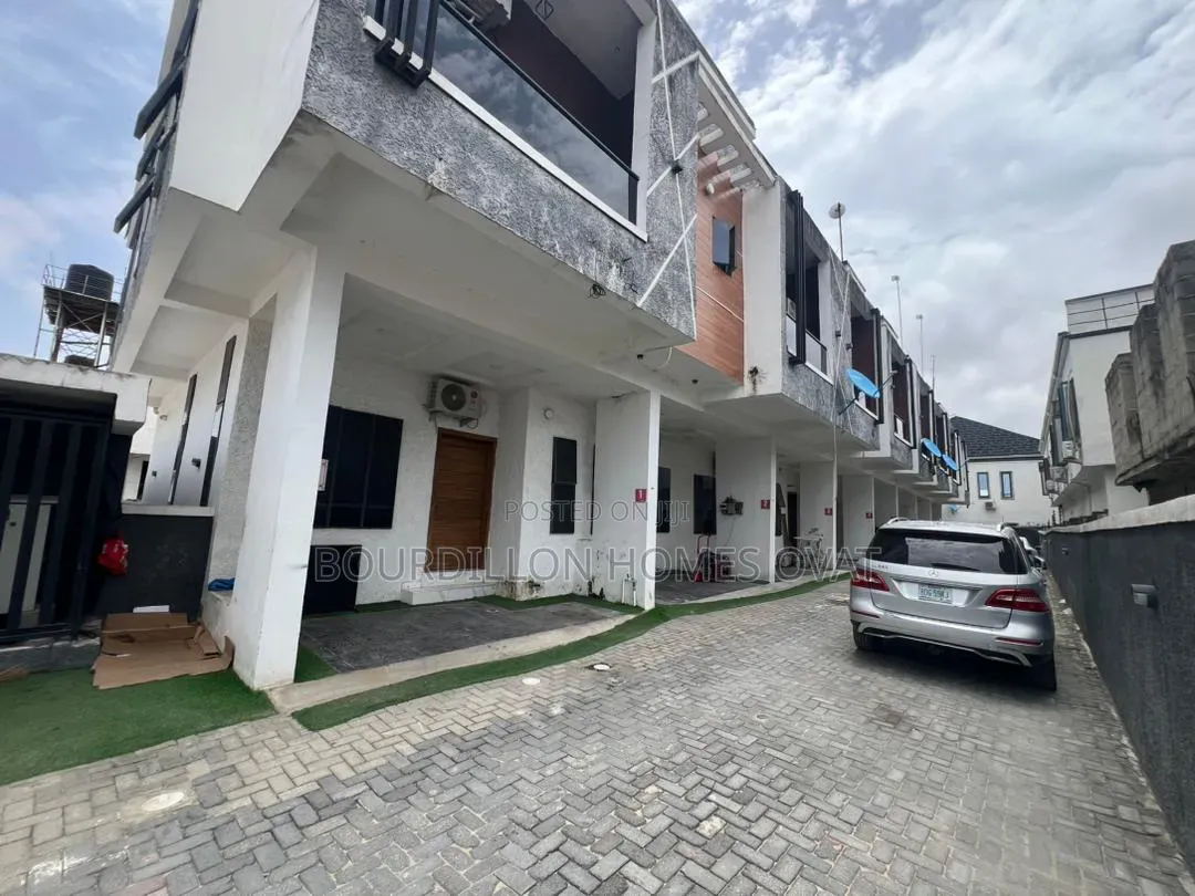 3bdrm Duplex in Ikota Villa Estate, for sale