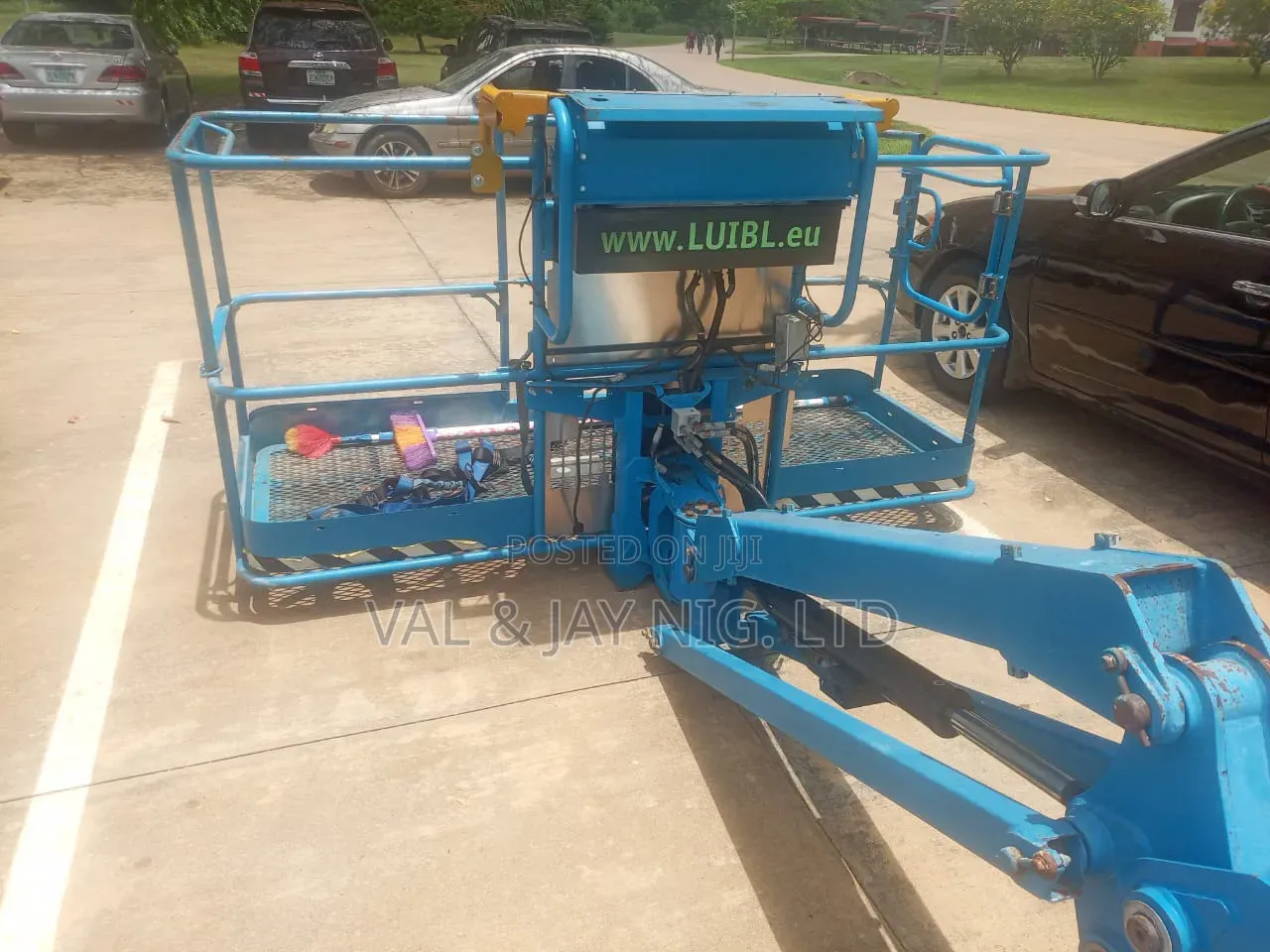 Genie S-45 Xc Articulated Boom Lift - Foreign Use