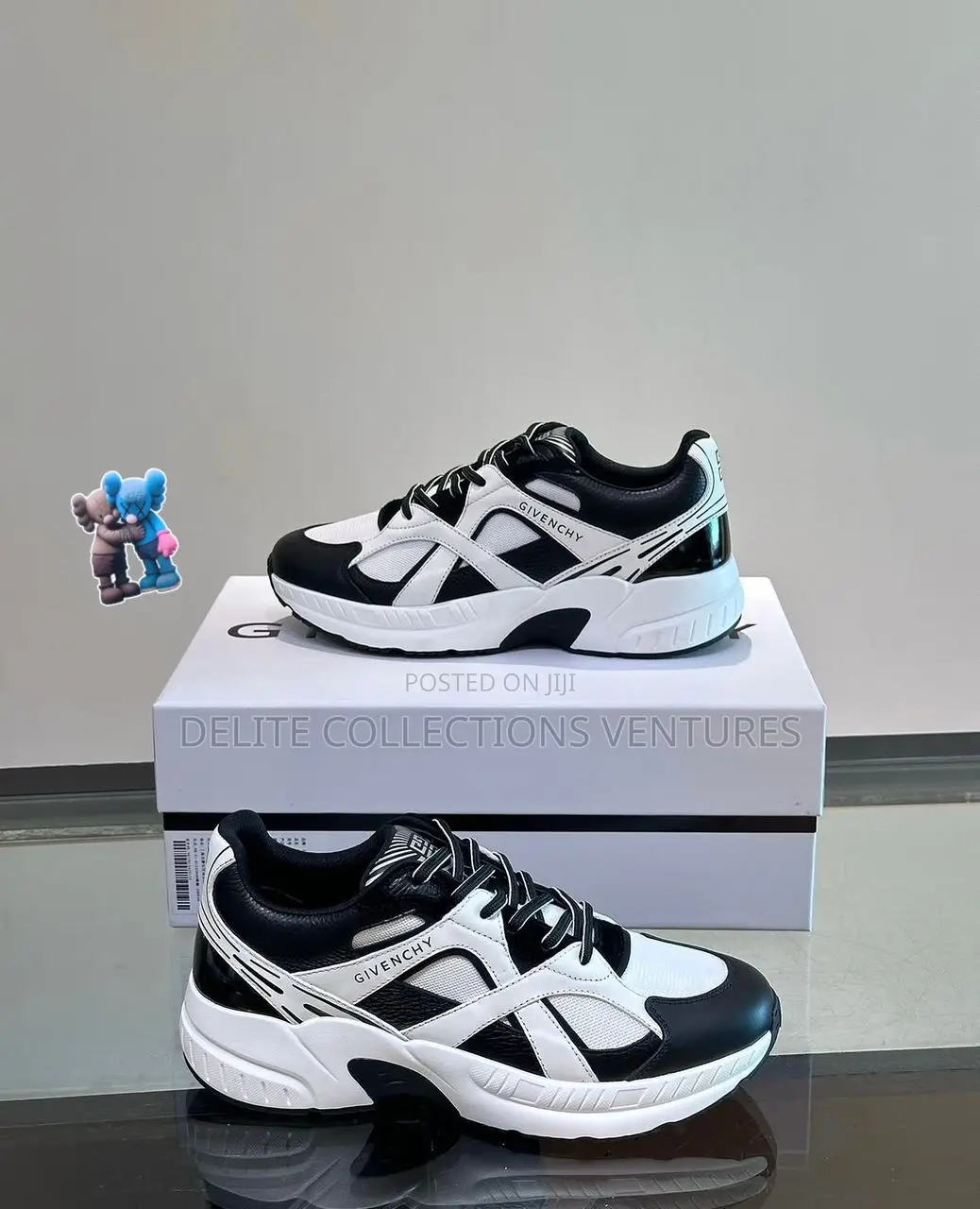 *New Inn * *Givenchy Sneakers  Now Available in Store  (40—46)