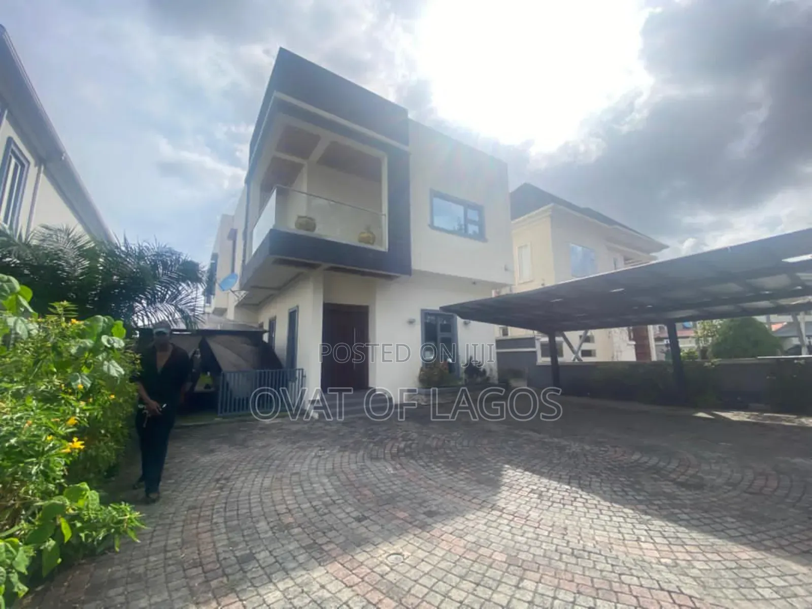 Furnished 5bdrm Duplex in Megamound, Ikota for rent