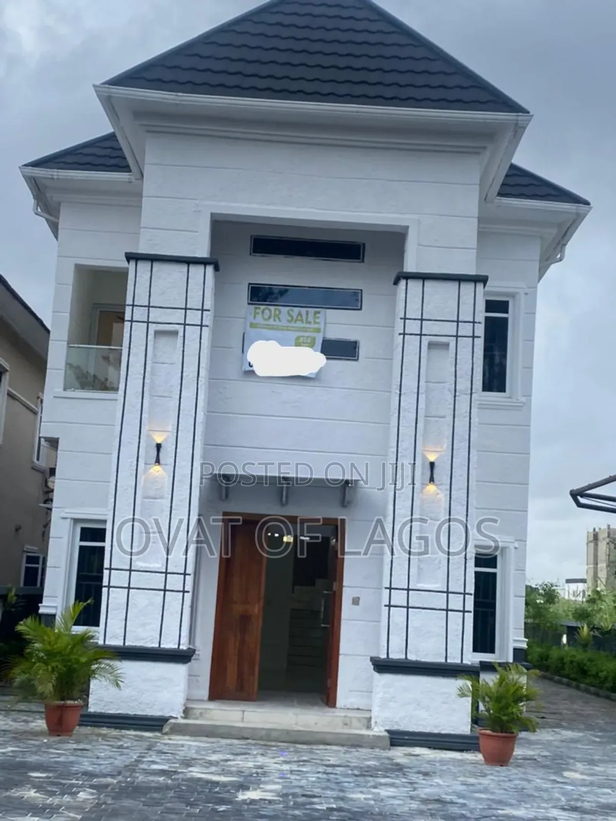 4bdrm Duplex in Megamound, Ikota for rent
