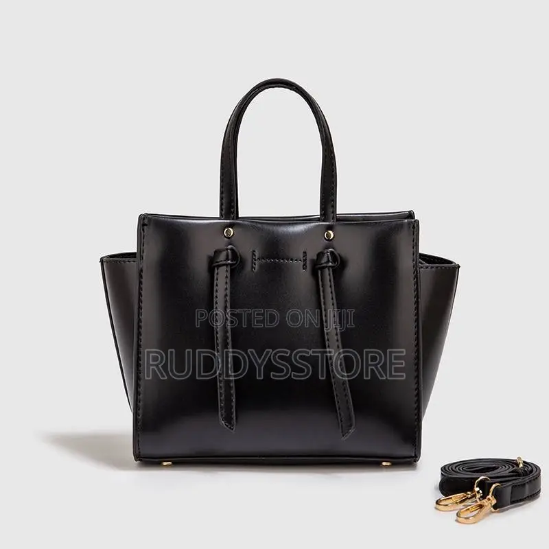 Minimalist Everyday Utility Tote