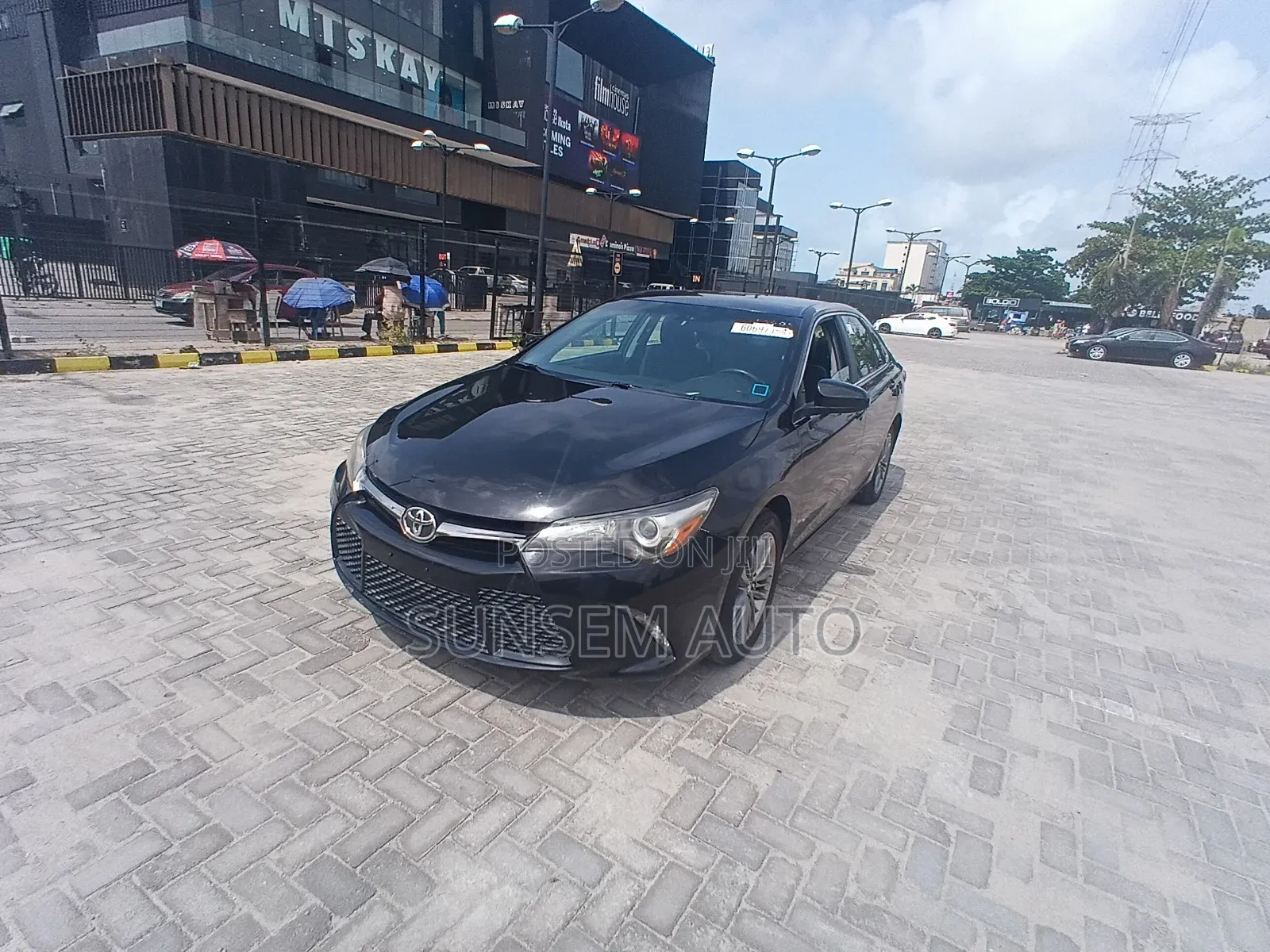 Toyota Camry SE 4dr Sedan (2.5L 4cyl 6A) 2016 Black