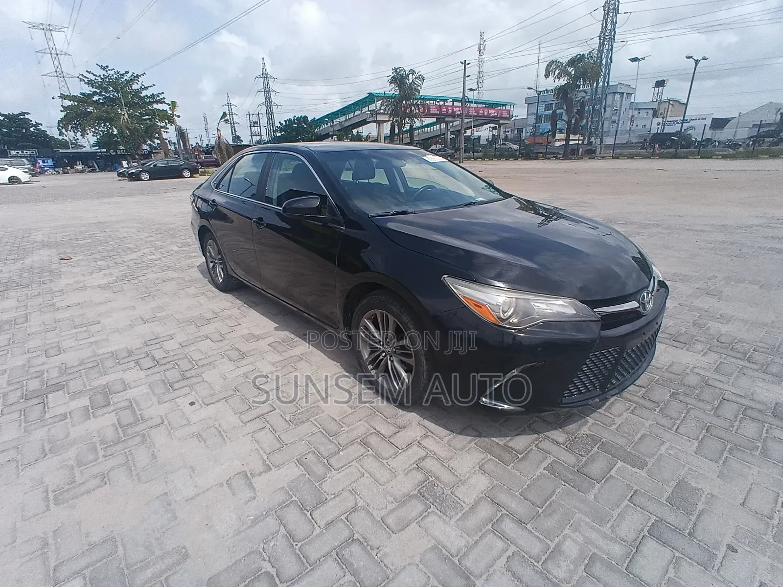 Toyota Camry SE 4dr Sedan (2.5L 4cyl 6A) 2016 Black