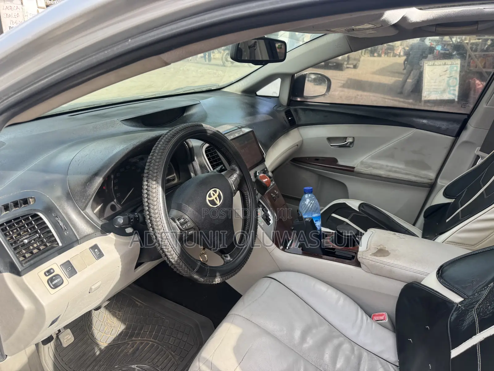 Toyota Venza XLE 2010 Silver