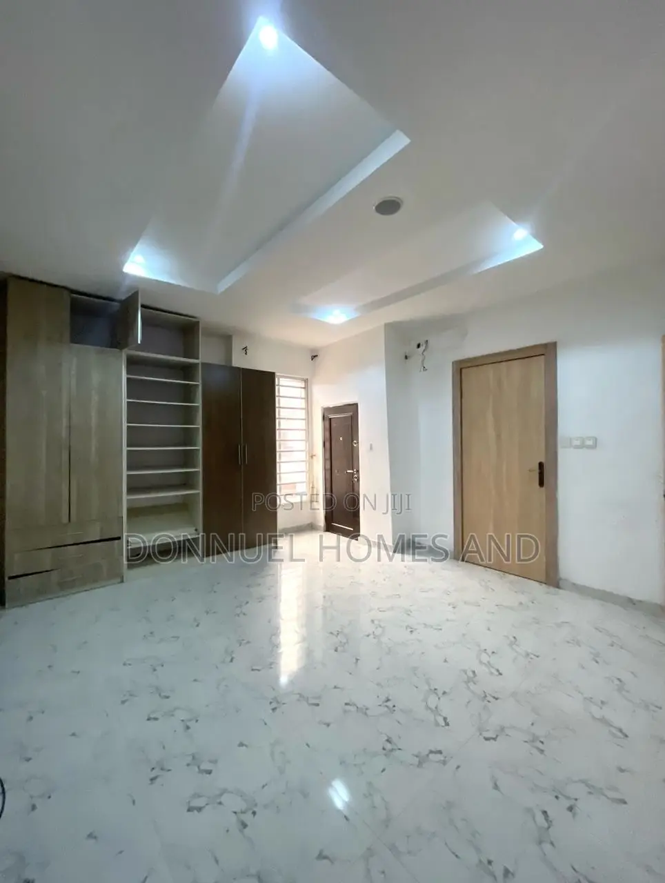 4bdrm Duplex in Lekki Expressway for rent