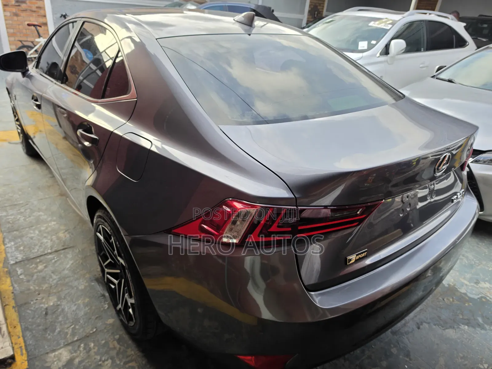Lexus IS 350 AWD 2014 Gray