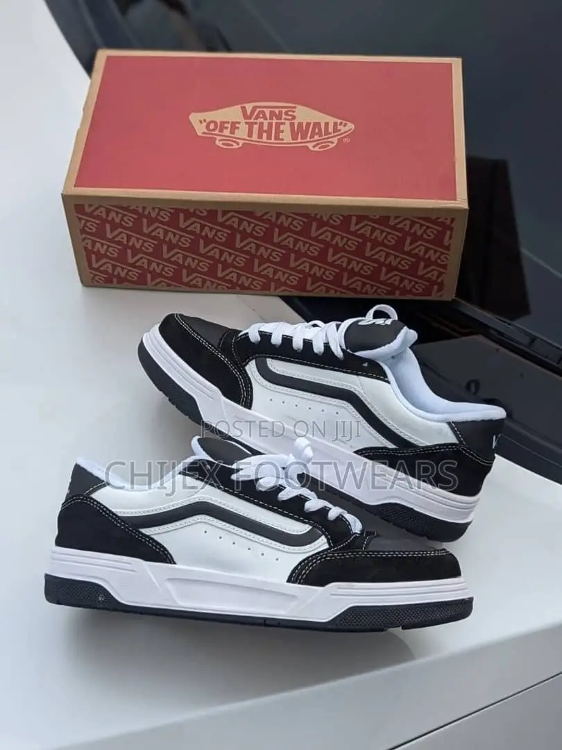 Luxury Vans Hylane Black White
